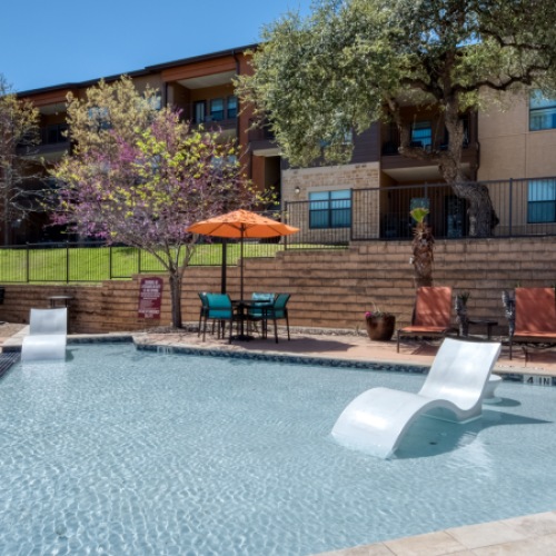 Multiple Areas to Lounge